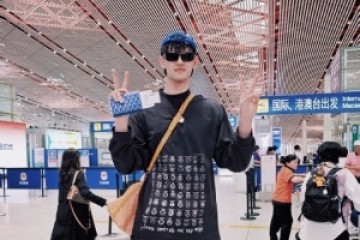 ky体育app-早日康复！曾凡博工作室晒小曾机场照：德国康复训练之旅启程