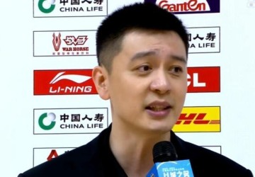 在线体育-杨鸣内涵采访回怼杜锋：我羡慕杜指导有统治级中锋