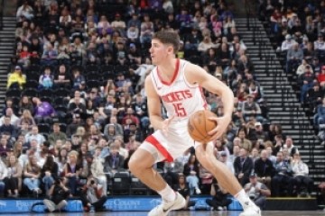 谢泼德：今夏我的训练内容完全专注在防守上 我也想变得更强壮