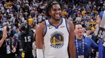 开云投注-勇士300万买断卢尼？3冠功臣或被牺牲