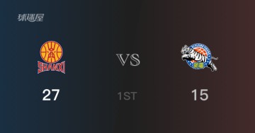 山西首节领先新疆，刘传兴得到6分，冯傲得到4分